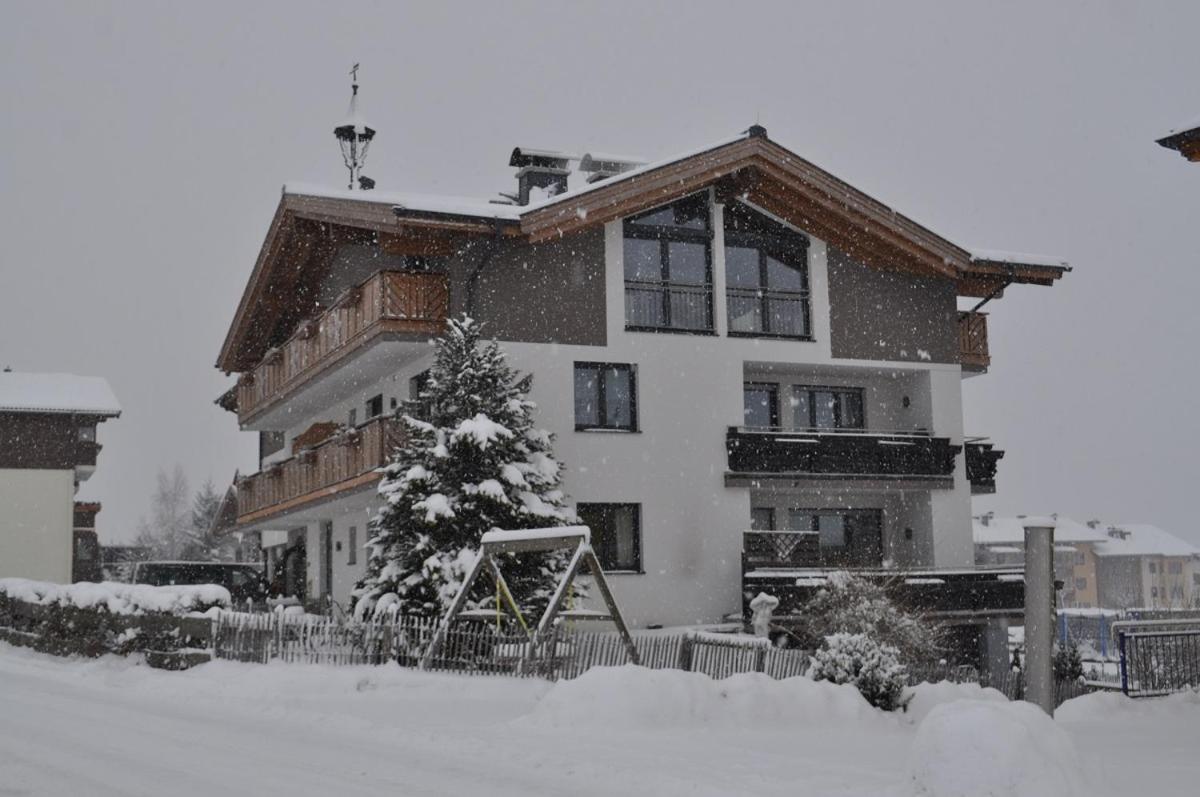 Haus Piesendorf Apartment Bagian luar foto